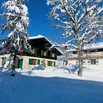 La Source Chalet
